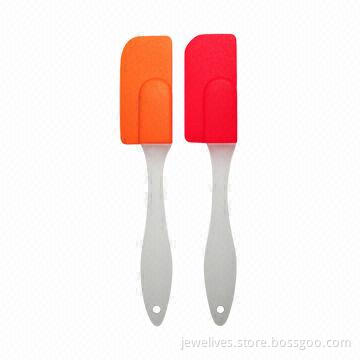 7.5-inch silicone spatulas with plastic handle